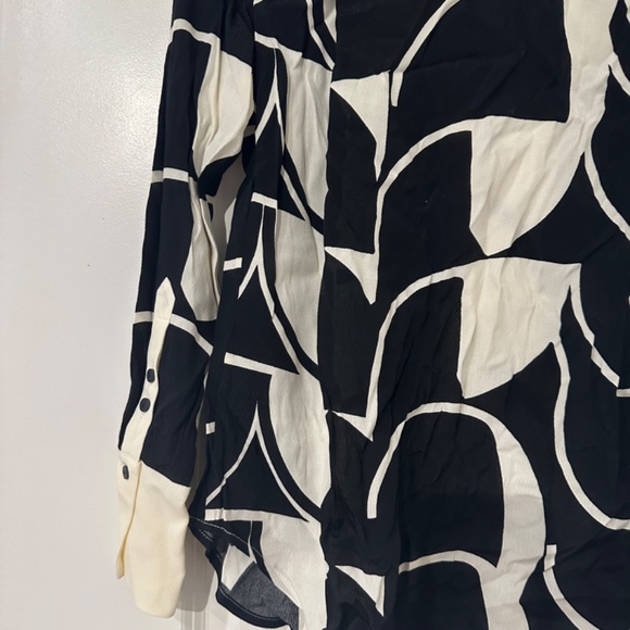 Mint Velvet Blouse - Picture 7 of 8